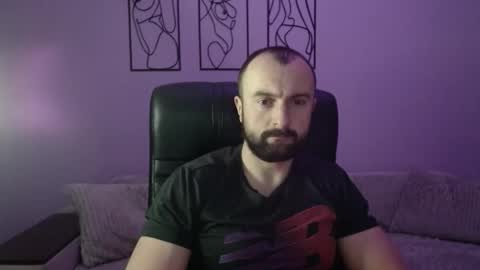 brindlefly69 online show from December 19, 2:03 pm