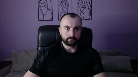 brindlefly69 online show from March 28, 12:05 pm