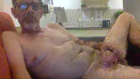 brital100 online show from December 3, 6:36 pm