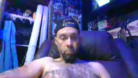 britzchris online show from November 15, 7:05 pm