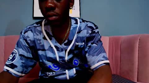 Oliver  Kairo online show from February 3, 1:14 am