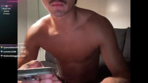 Broke Hung College Guy online show from July 16, 6:53 am