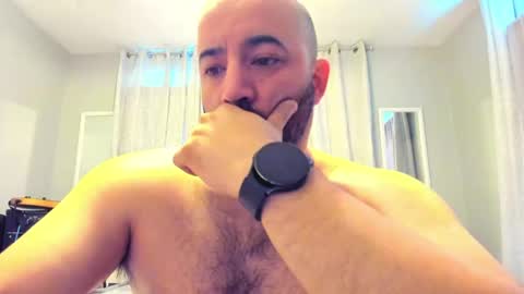 Brokenmike online show from May 11, 4:04 pm