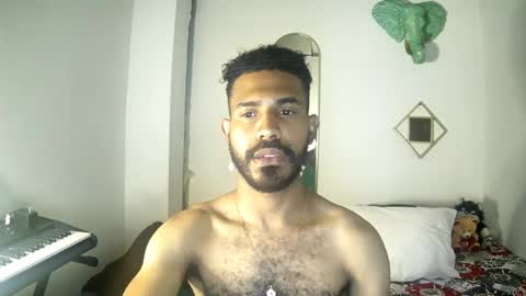 bruce_1111 online show from October 15, 8:33 am