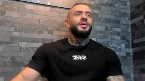 brucedallas online show from July 5, 4:16 am