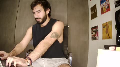 Snapshot of brunobaibe chatting on January 8, 1:52 pm brunobaibe online show from January 8, 1:52 pm