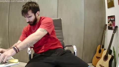 Snapshot of brunobaibe chatting on February 14, 4:09 pm brunobaibe online show from February 14, 4:09 pm