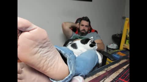 BRUTALMASTER1983 online show from October 31, 7:34 am