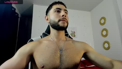 bryan_oficials online show from February 24, 3:18 am