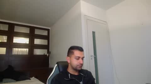 BryceReign online show from April 28, 4:39 am