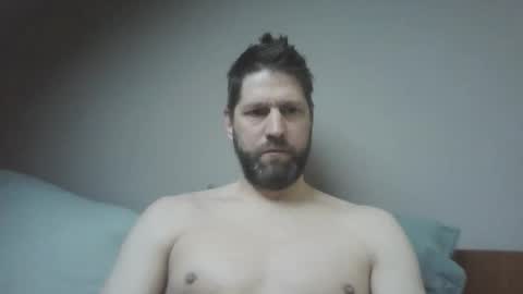 bubblebee1982 online show from March 10, 6:30 am