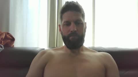 bubblebee1982 online show from February 19, 11:38 am