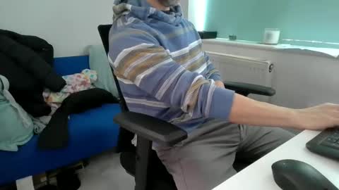 Snapshot of bubblebumdave chatting on February 5, 1:00 pm Bubblebum online show from February 5, 1:00 pm