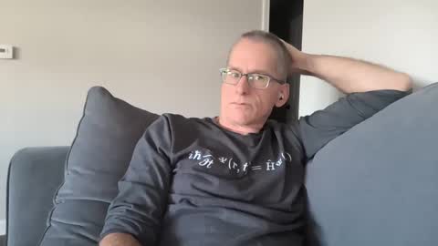 budman004 online show from November 1, 8:46 pm