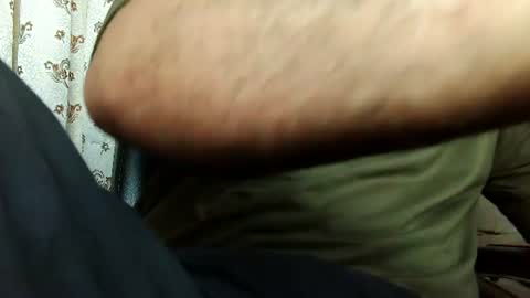 Hairy Arabian online show from July 12, 9:11 am