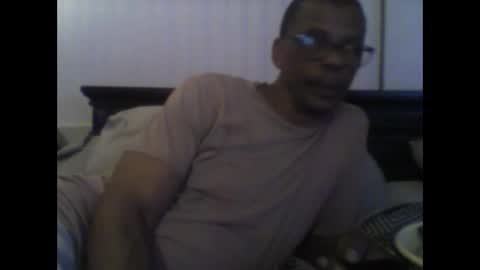 Busturgutzgd1 online show from December 19, 7:07 am