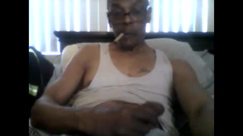 Busturgutzgd1 online show from February 16, 11:05 pm