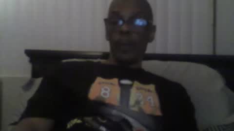 Busturgutzgd1 online show from December 30, 6:42 am