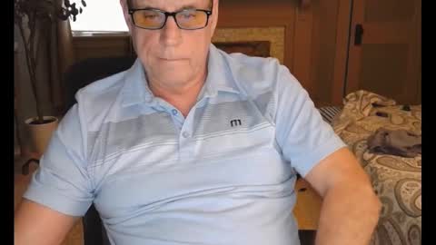 Miles online show from March 8, 12:39 pm