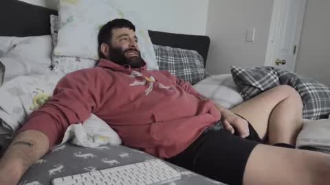 c2cmee online show from December 11, 6:27 am