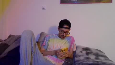 Snapshot of cal_xxx chatting on September 25, 3:05 am Cal XXX online show from September 25, 3:05 am