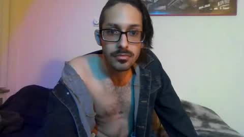 Snapshot of cal_xxx chatting on October 3, 2:27 am Cal XXX online show from October 3, 2:27 am