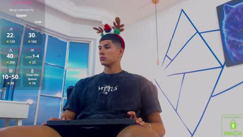 Valerio  online show from December 9, 8:18 pm