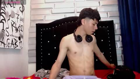 CALLUM online show from February 12, 8:07 pm