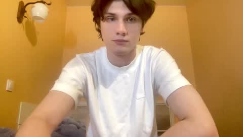 Snapshot of calvin_cay chatting on October 19, 6:55 pm Calvin online show from October 19, 6:55 pm