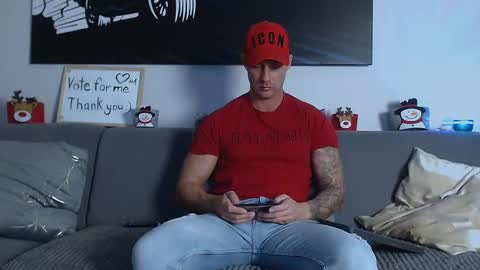 Snapshot of calvinhunt69 chatting on December 23, 9:40 pm Calvin  online show from December 23, 9:40 pm