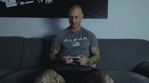 Calvin  online show from November 24, 10:55 pm