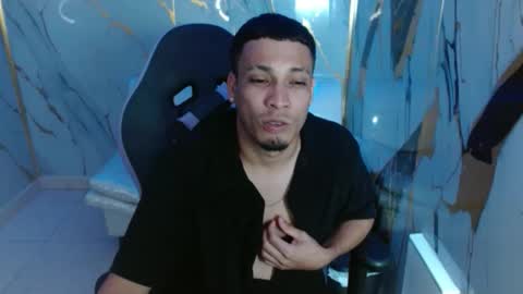 cam_xman online show from May 22, 2:05 am
