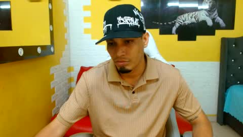 cam_xman online show from May 30, 2:11 am