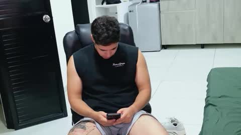 camara110 online show from March 27, 3:00 am