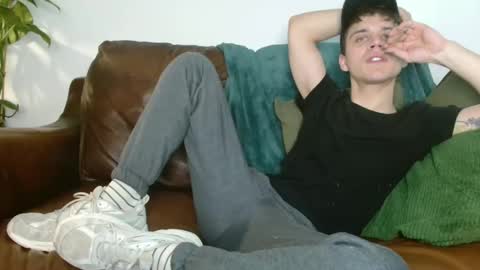 CamDoAttitude online show from December 29, 12:01 pm