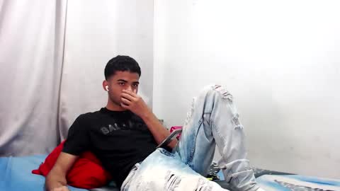 camillo_beischel_ online show from January 5, 7:50 pm