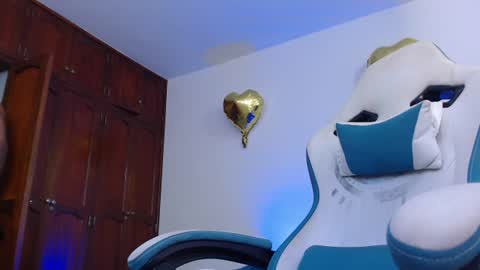 camilo_contre21 online show from June 23, 6:33 pm