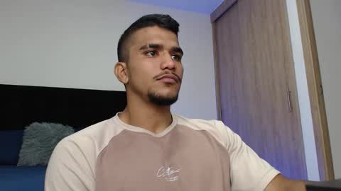 camilo_contre21 online show from February 13, 10:15 pm