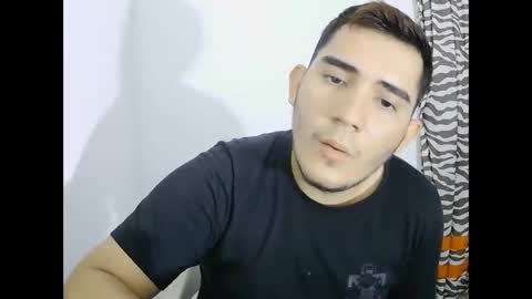 Snapshot of camilowhite_ chatting on October 21, 8:12 pm Camilowhite  online show from October 21, 8:12 pm