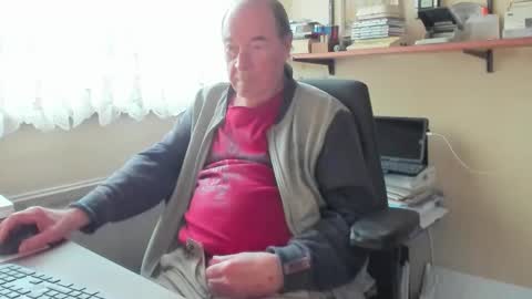 Cammee online show from February 8, 1:59 pm