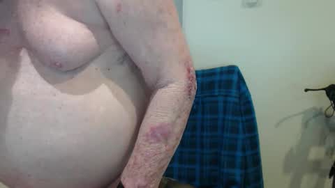 capt5105 online show from October 12, 12:26 am