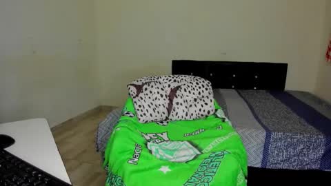 Carlos and Cristian  online show from November 29, 1:40 am