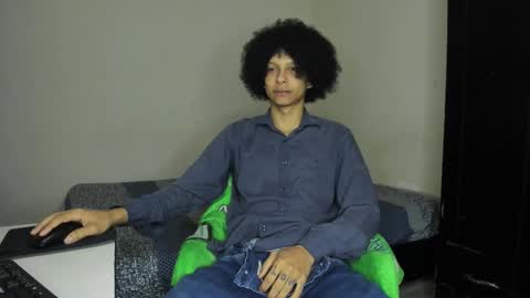 Carlos and Cristian  online show from February 2, 3:05 am