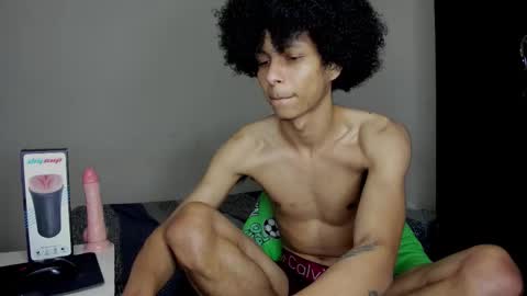 Carlos and Cristian  online show from February 3, 6:22 am