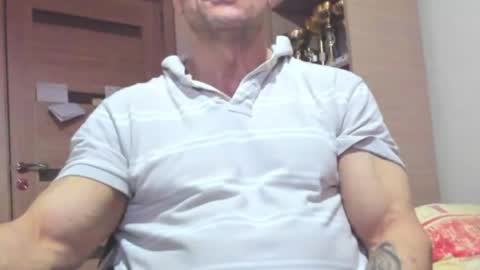 Laz online show from May 18, 3:06 pm