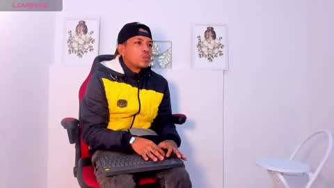 carlos_alber12 online show from January 27, 1:59 am