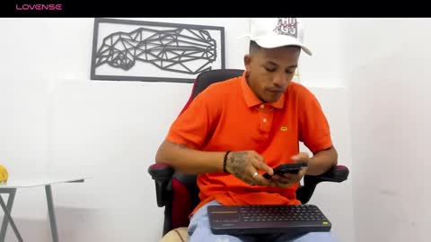 carlos_alber12 online show from March 8, 7:18 pm