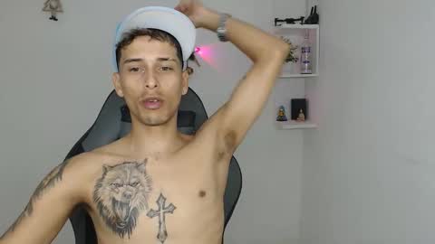 carlossmi01 online show from February 7, 4:30 am