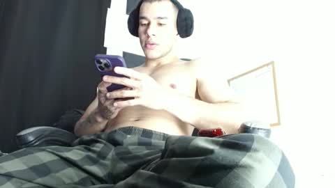 Matheus online show from March 4, 2:07 am