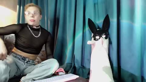 Lucas moon online show from December 11, 7:10 am